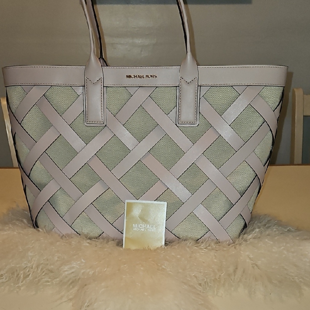Michael Kors SIENNA LATTICE Large Tote *** NWT